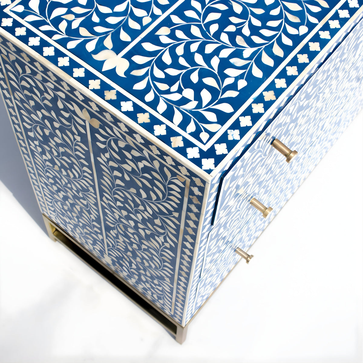 Mewarika Blue & White Bone Inlay Chest 6 Drawer Floral Pattern