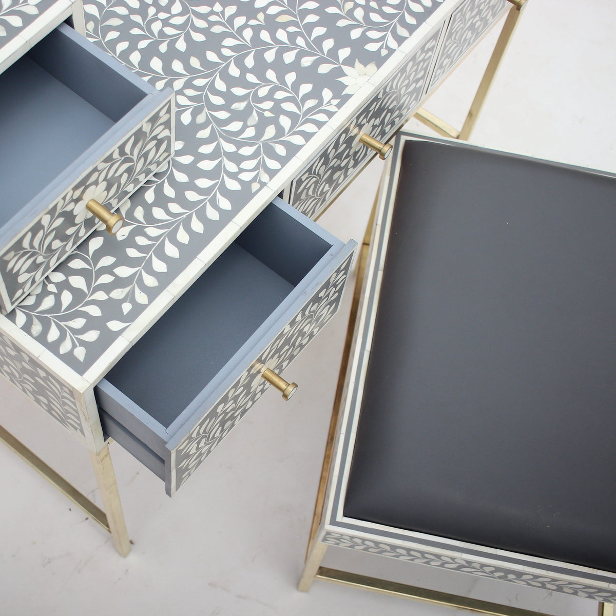 Mandvi Bone Inly Dressing Table with Seating Stool