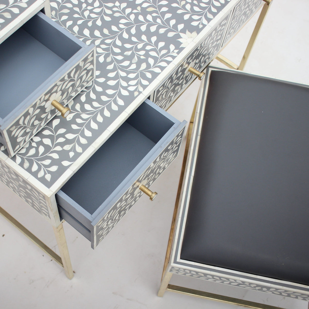 Mandvi Bone Inly Dressing Table with Seating Stool